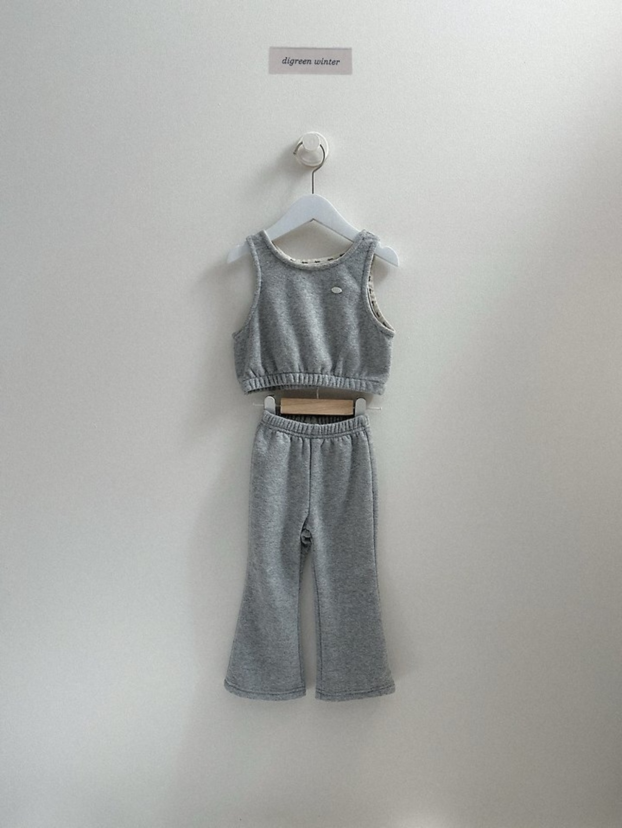 〖取寄〗韓国子供服 / 26winter / Digreen / モエルブーツカットパンツ / キッズ / 冬服 *S~2XL*