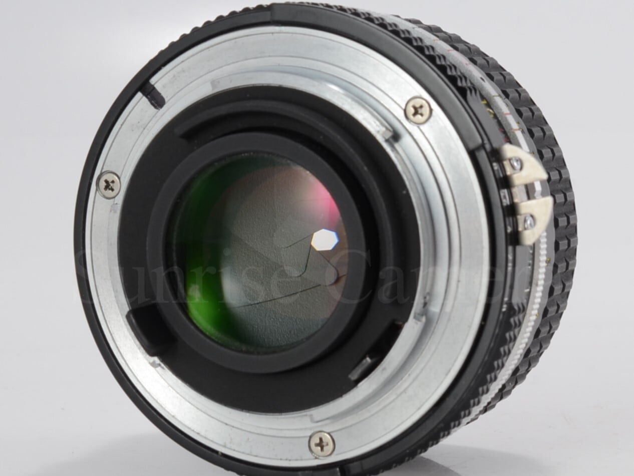 Nikon FM / Ai Nikkor 50mm F1.8 整備済ニコン (60109) | サンライズ