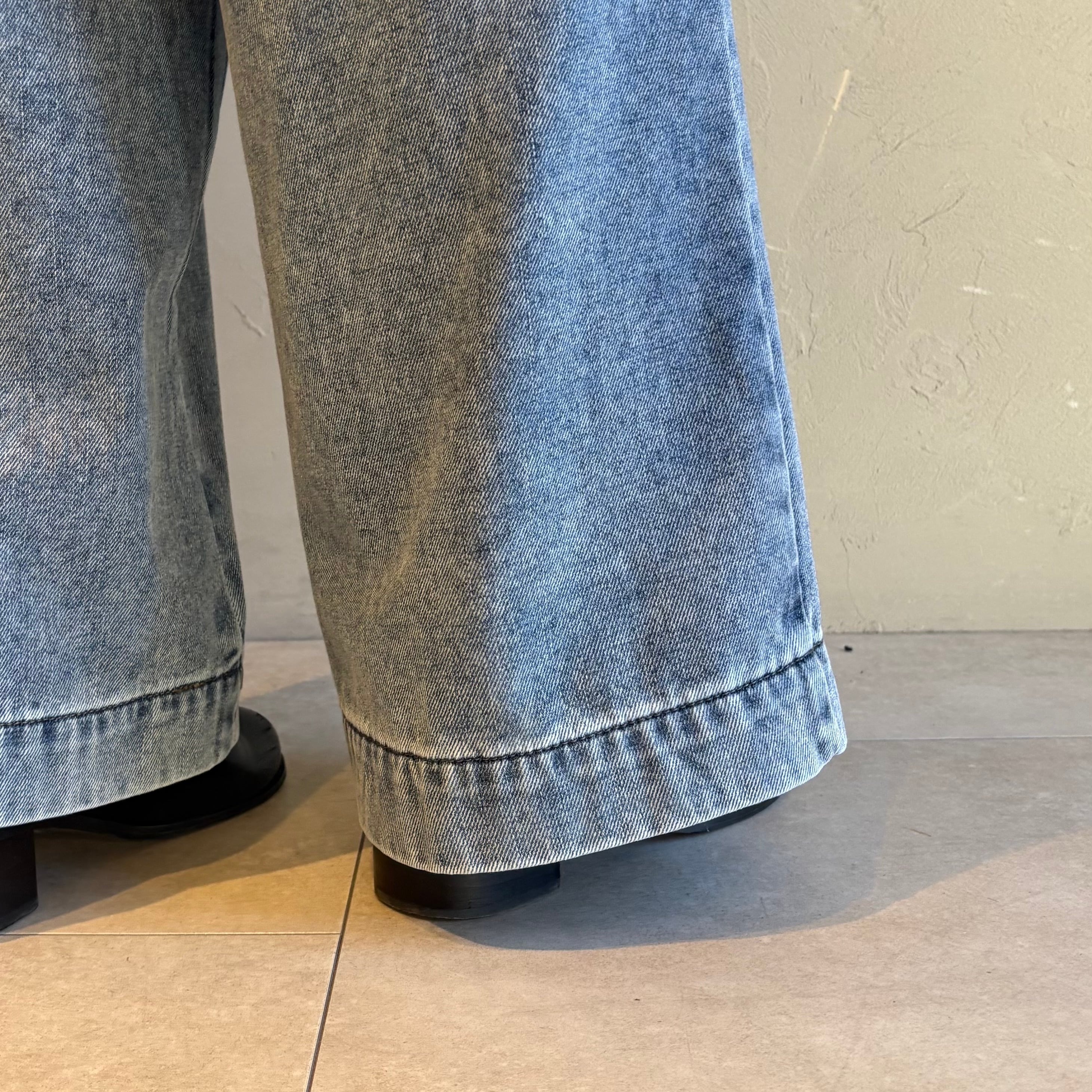 PASSIONE 】裏起毛タックワイドデニム | valance 福井|レディース PASSIONE 】裏起毛タックワイドデニム | valance 福井|レディース