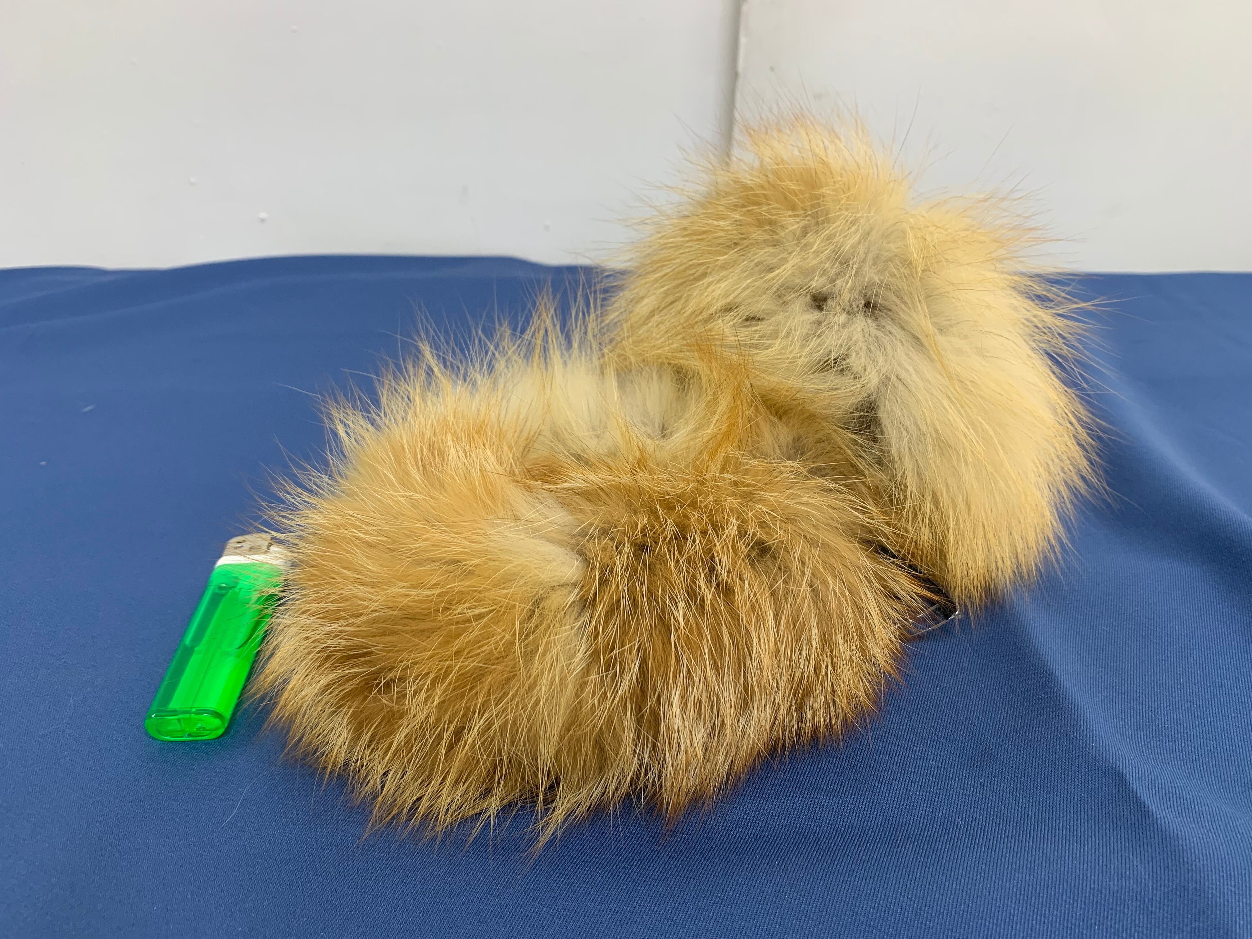 毛皮】ホットイヤー レッドフォックス 2023年製作 | 田舎の毛皮屋さん