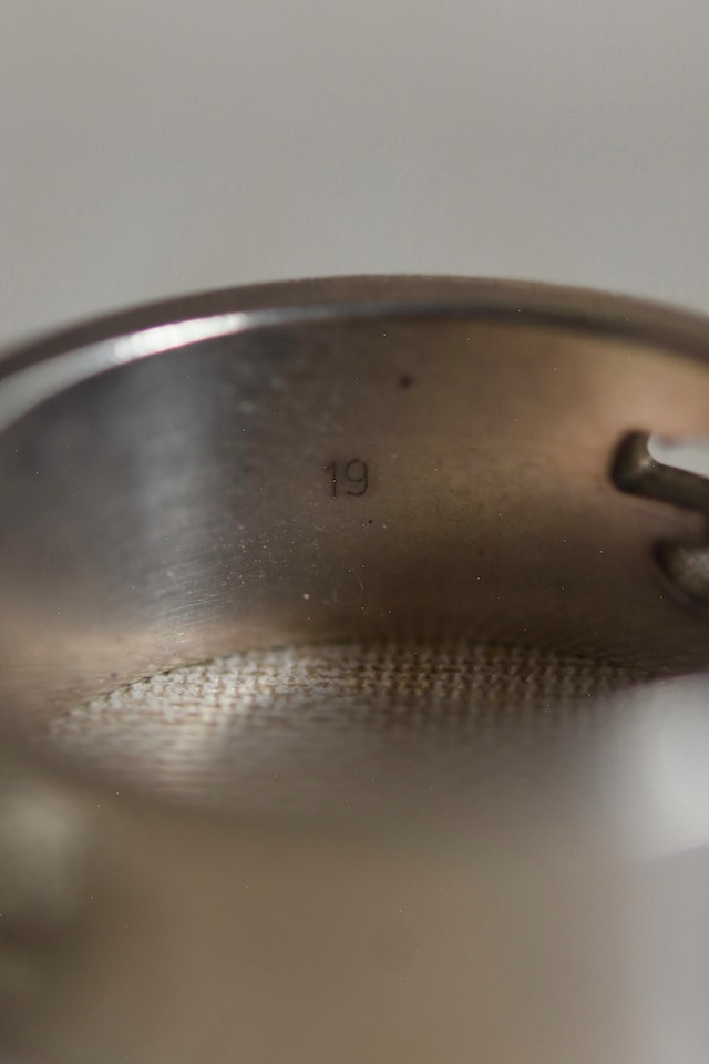 IORI/"GUCCI" ring/G cut aut