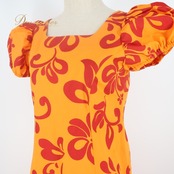 フラダンス 衣装 ワンピース ドレス オレンジ系 ハイビスカス柄 ハワイアンプリント アロハ レッスン 練習 フラ ダンス レッド系 橙 赤 半袖 パフスリーブ 花柄 華やか 鮮やか かわいい おしゃれ フレア ハワイアン オレンジ ハイビスカス フラダンス衣装 レディース 練習着 発表会