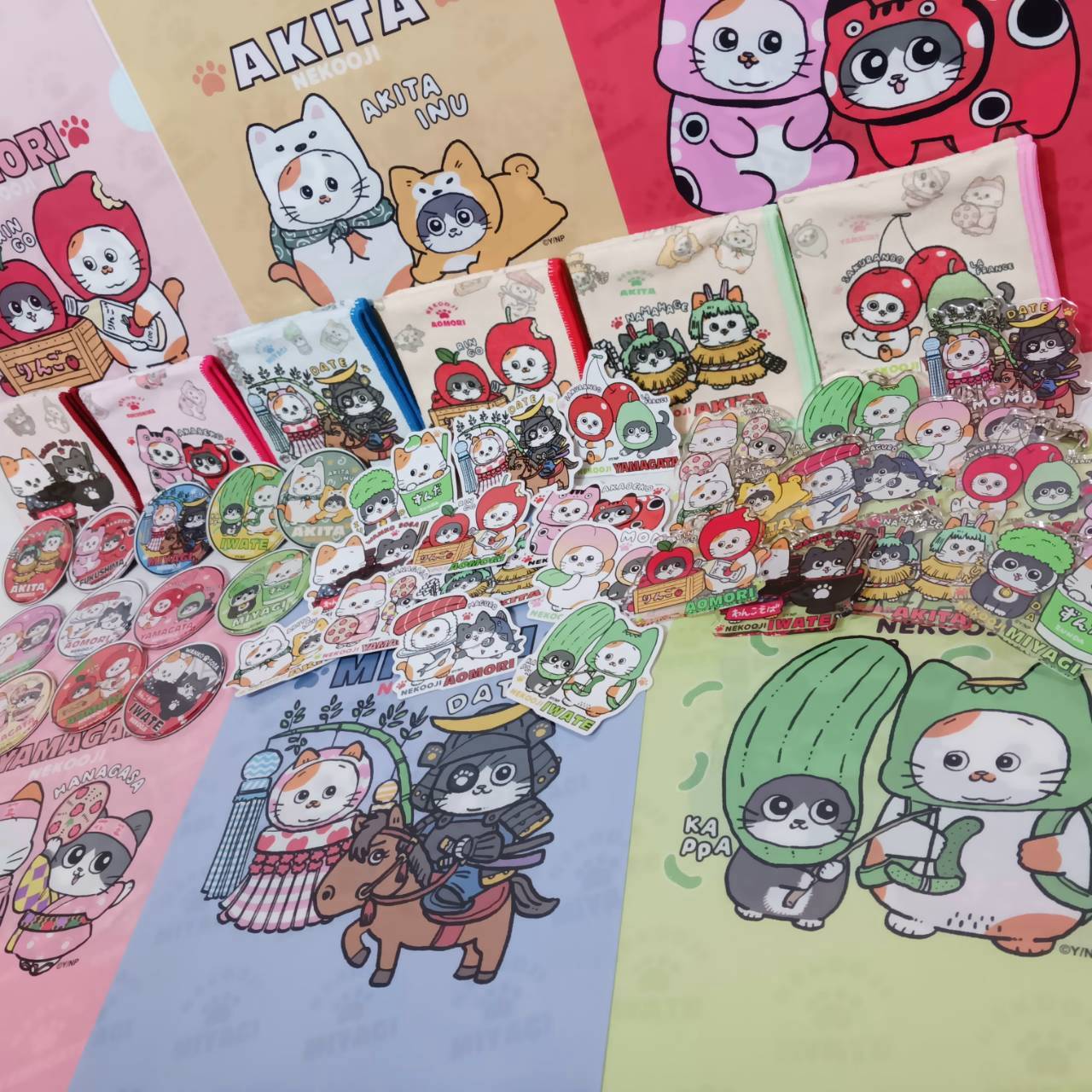 ねこに転生したおじさん秋田 ハンカチ | TORCH-Online Shop-