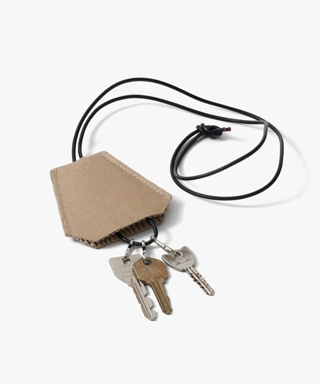 beta post / B02LEAC-39  CARDBOARD CROCHET (BEIGE)