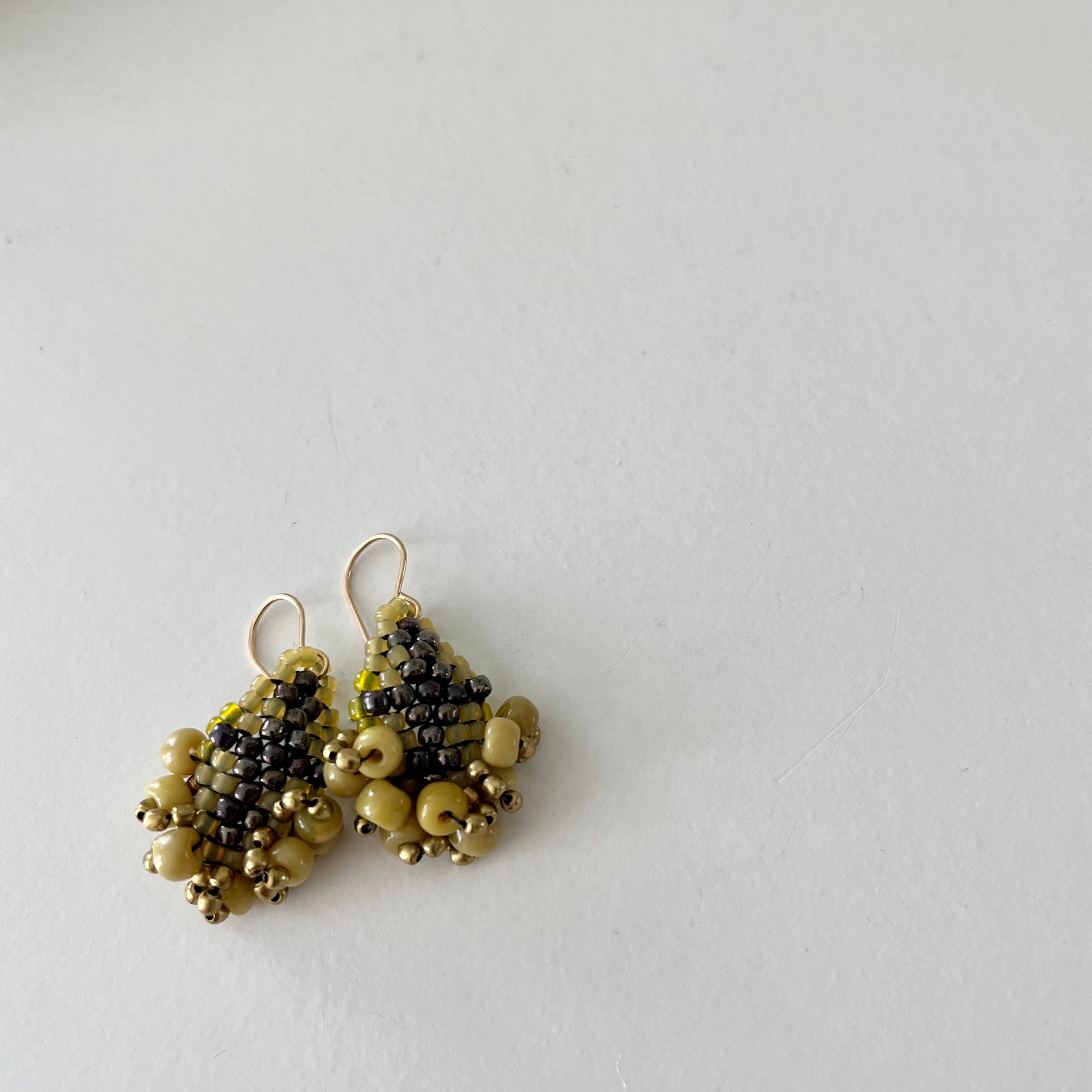 ピアス#cross in yellow