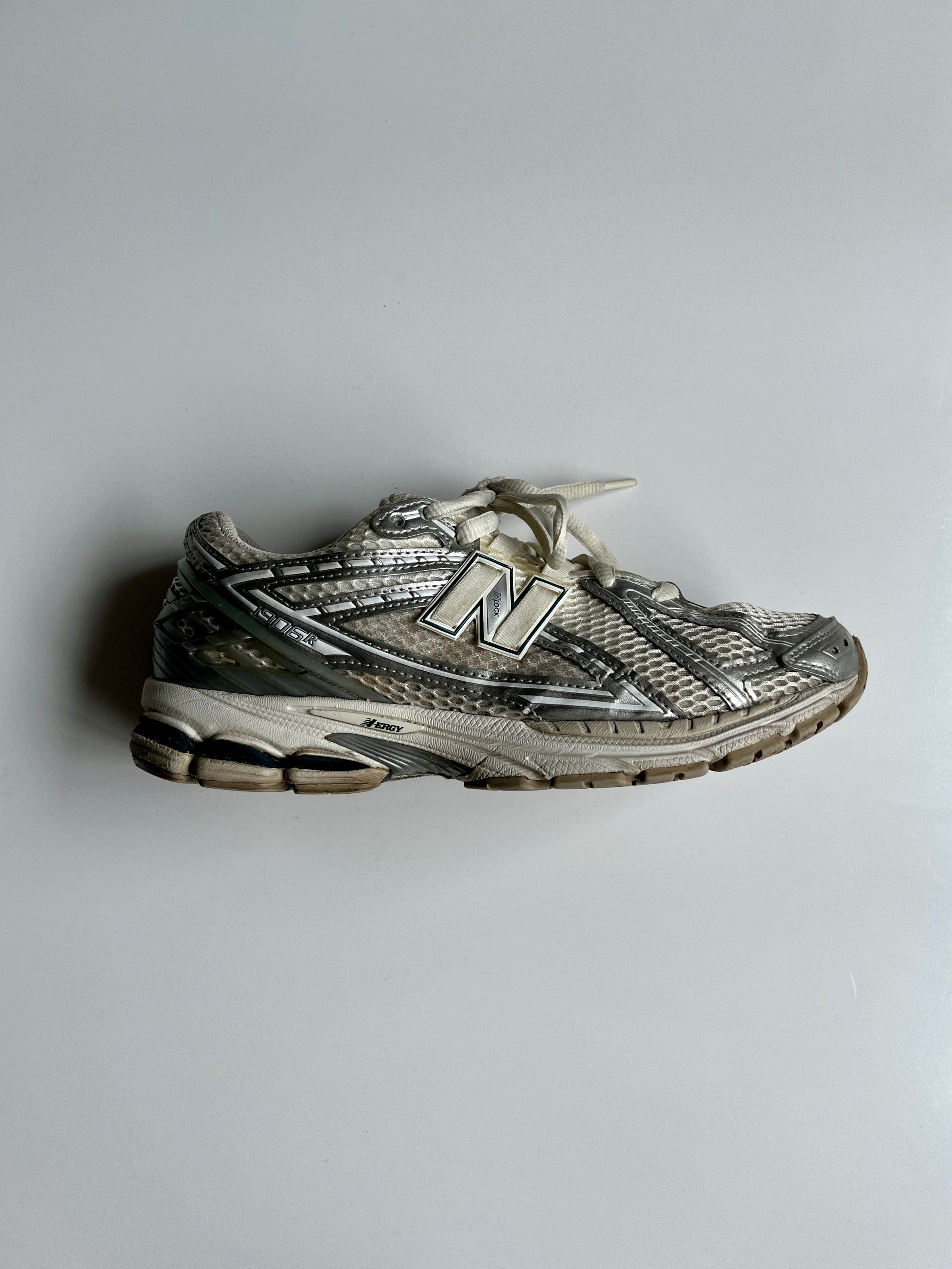 ニューバランス New Balance 1906 シルバー グリーン スニーカー|US8.5(26.5cm)|古着 ベトナム製 2023年