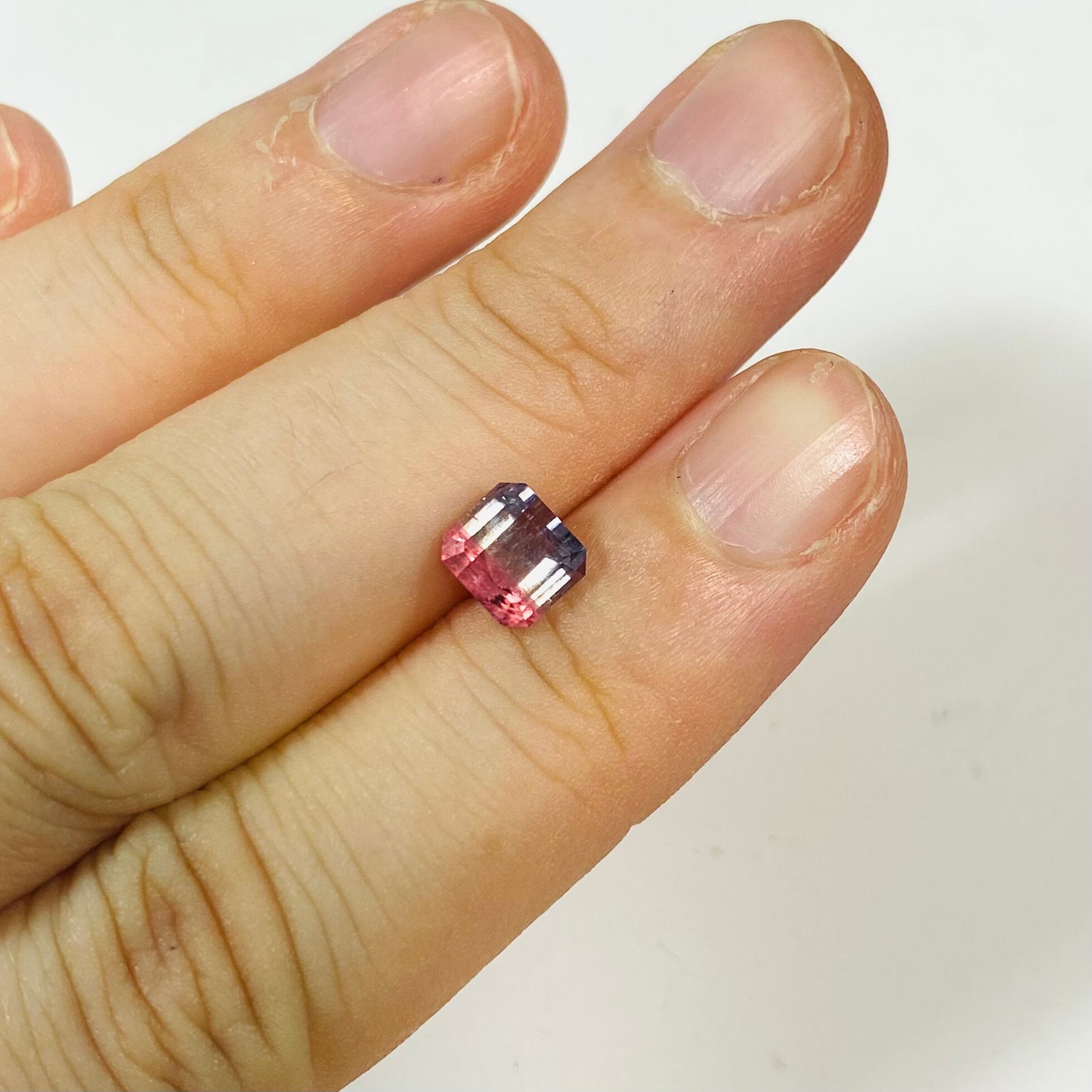 元気で凛とした美しさ パーティーカラートルマリン1