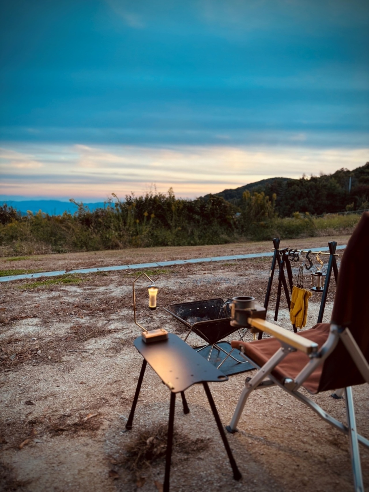 『MSMF-INDH-M』 黒アルミ+真鍮インディアンハンガー サイズ約W400*H595