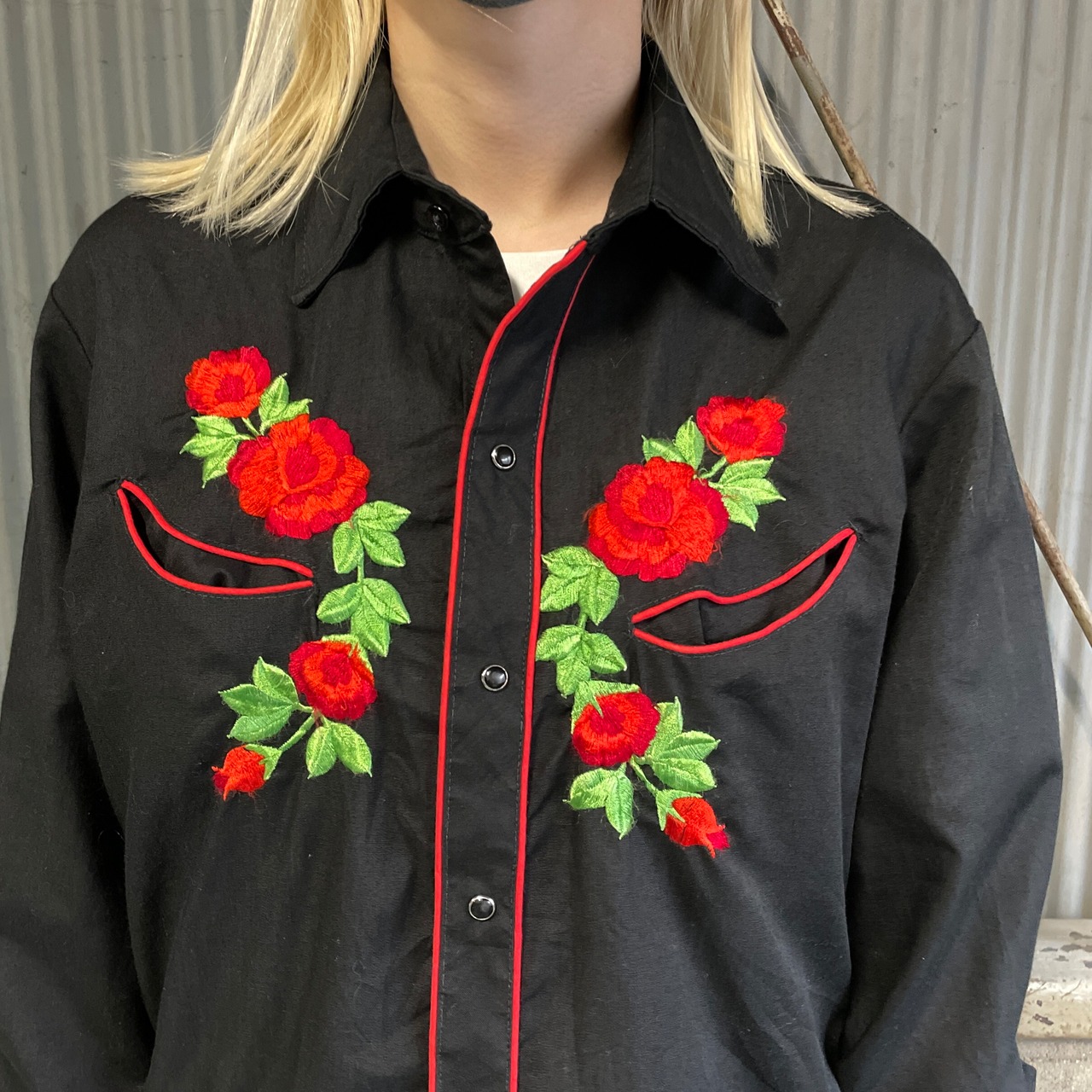 USA製 80年代 KARMAN 長袖 薔薇 花 刺繍 ウエスタンシャツ メンズL相当 