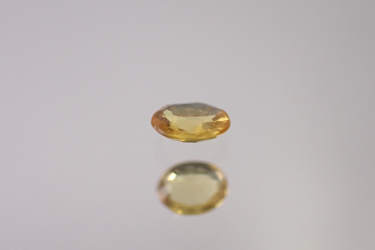 イエローサファイア　0.17ct　[C11-674]