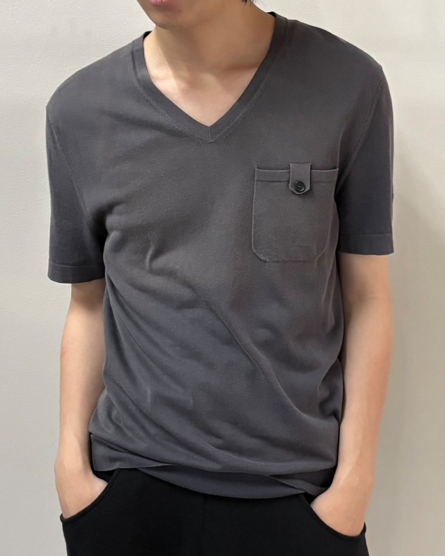 【HERMES】v neck basic T-shirt
