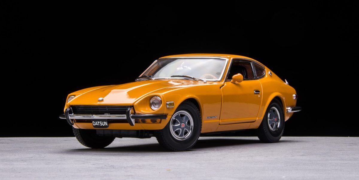 ミニカー 1/18 ダットサン 240Z 1972 オレンジ SUN-STAR 1/18 DATSUN