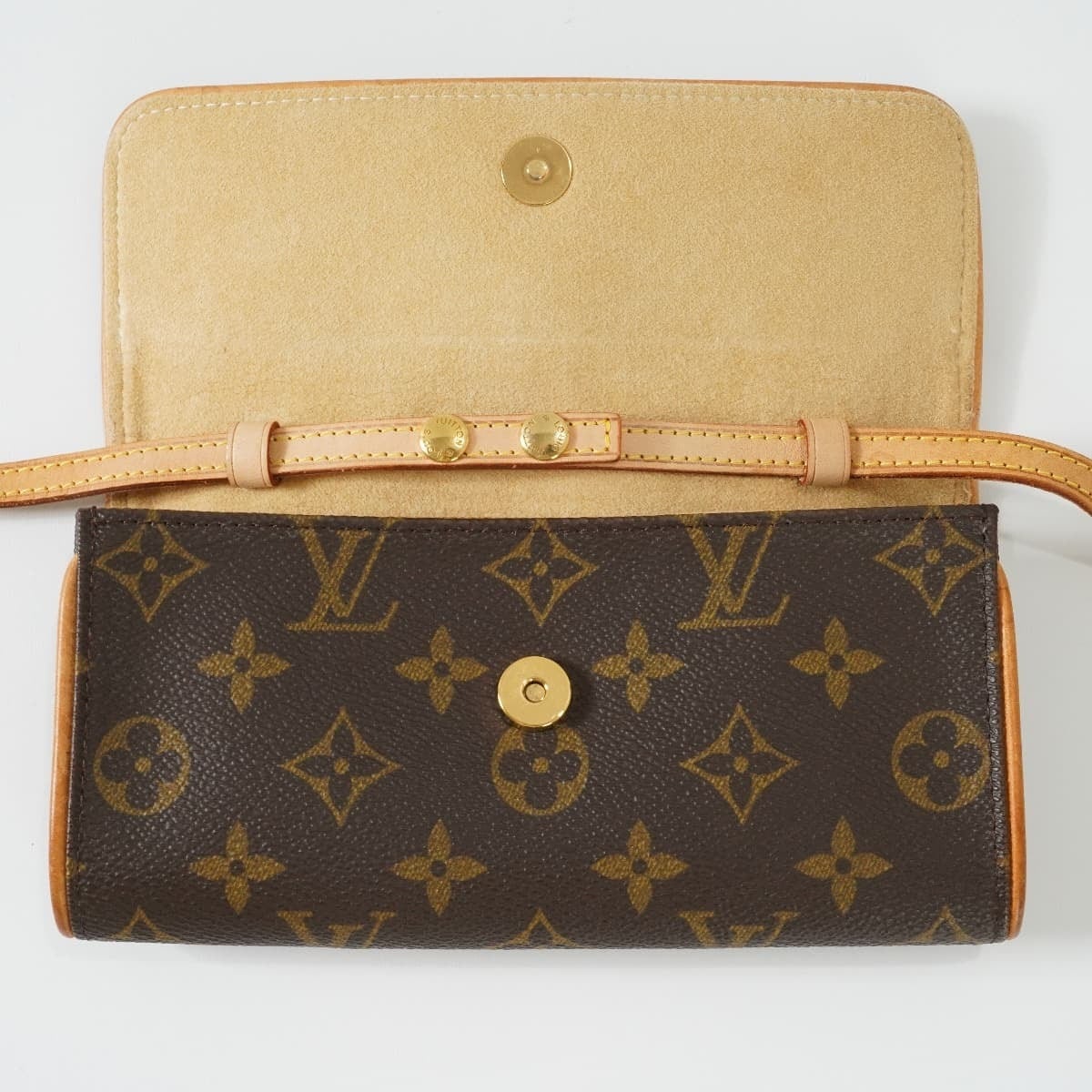 ルイヴィトン LOUIS VUITTON ワンピース プリーツ モノグラム