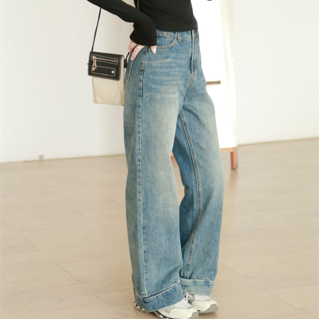 loose straight wide leg jeans