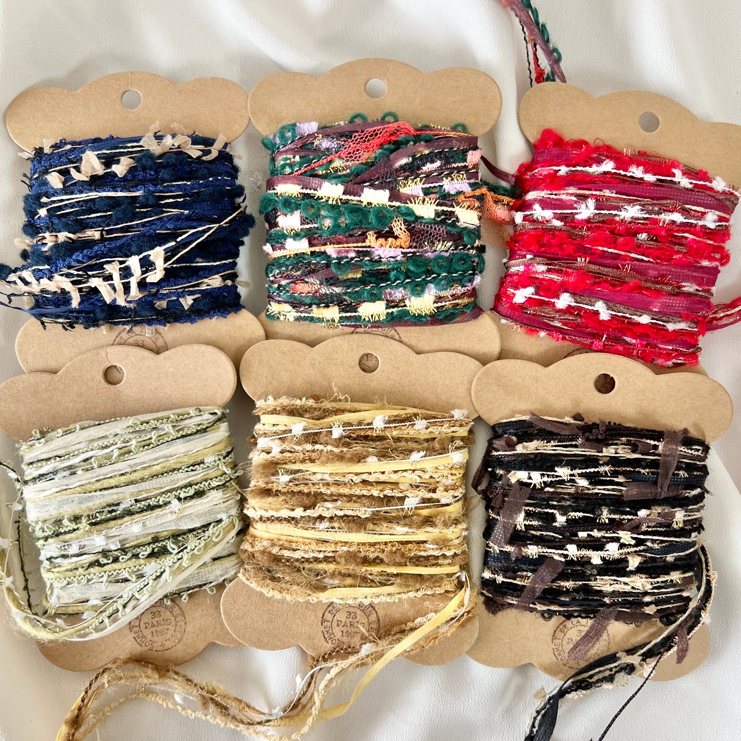 グリーン 引き揃え糸 （1m 裂き布 引き揃え糸 オリーブグリーン | La  