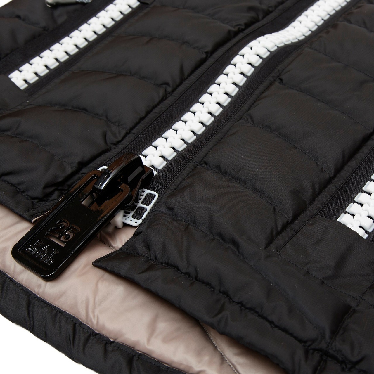 限定40着 Hypertrophy Fatzipper DOUBLE ZIPPER DOWN VEST BLACK×WHITE 