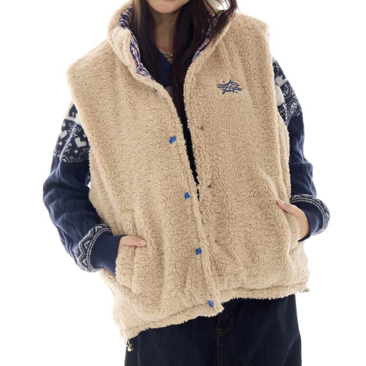 両面着用 ボタンフロント ノーカラー ボア ベスト L00363