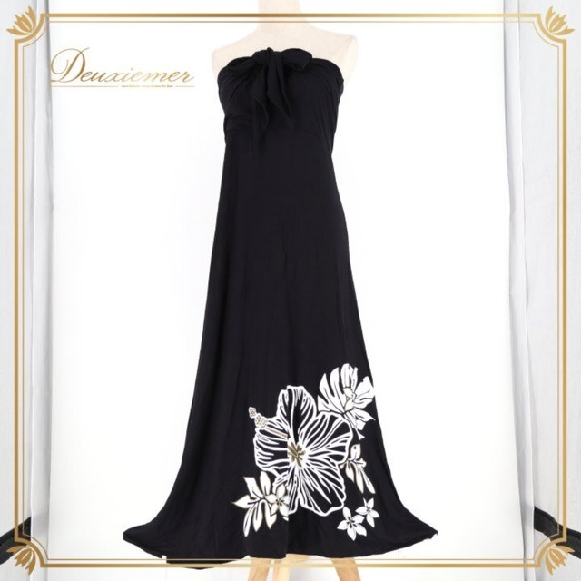 フラダンス 衣装 ワンピース ドレス ブラック系 アビバーレ A vivare ハイビスカス柄 モンステラ柄 プルメリア柄 ハワイアンプリント アロハ フラ ダンス レッスン 練習 黒 白 モノクロ ダンス衣装 ハワイアンダンス レディース ホワイト系 着回し 上品 大人っぽい ハワイアンワンピース ブラックドレス モノトーンワンピース プリントワンピース マキシワンピース ロングワンピース フレアワンピース エレガント シンプルコーデ きれいめ 大人カジュアル 女性用 レーヨン混 伸縮性あり レッスン用