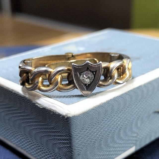 Antique Shield Scarf Ring by Walton UK