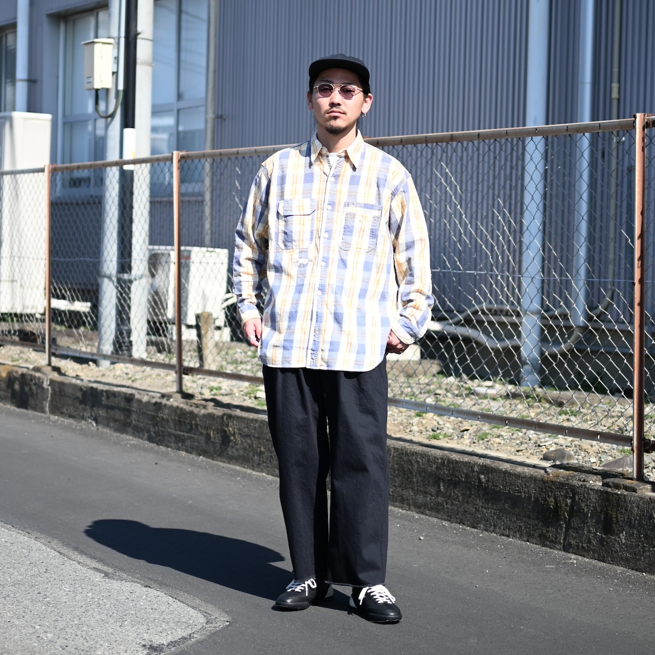 auberge新作の DAVID(デヴィッド),BOWWOWチェックシャツコーディネート