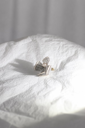 【tamas】ēli ēli / Monochrome ピアス〈片耳用〉