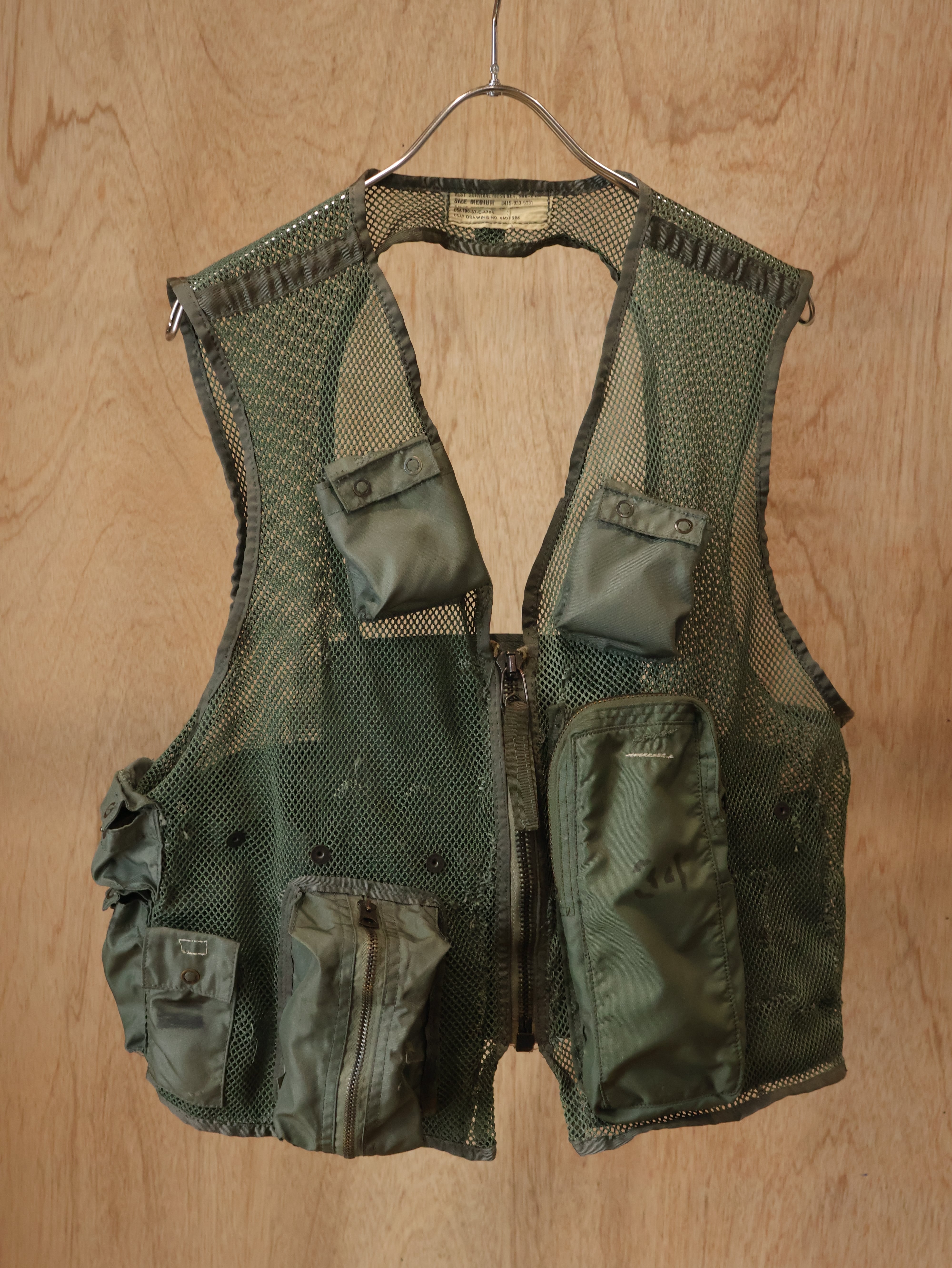 60s USAF VEST SURVIVAL MESH NET, SRU-21/P 表記M 67年会計 米軍実物