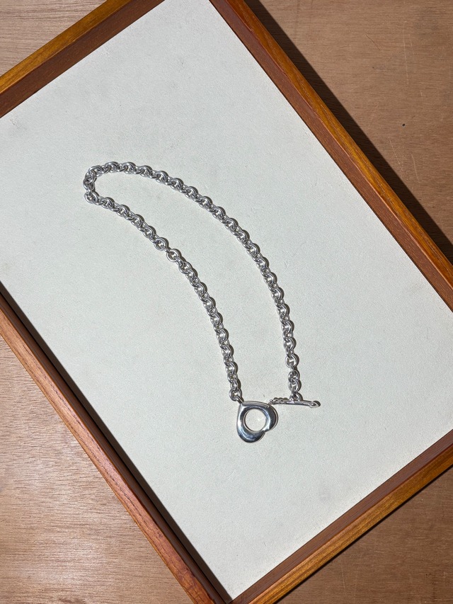 Heart & Arrow Toggle Necklace -ANGELA CUMMINGS-