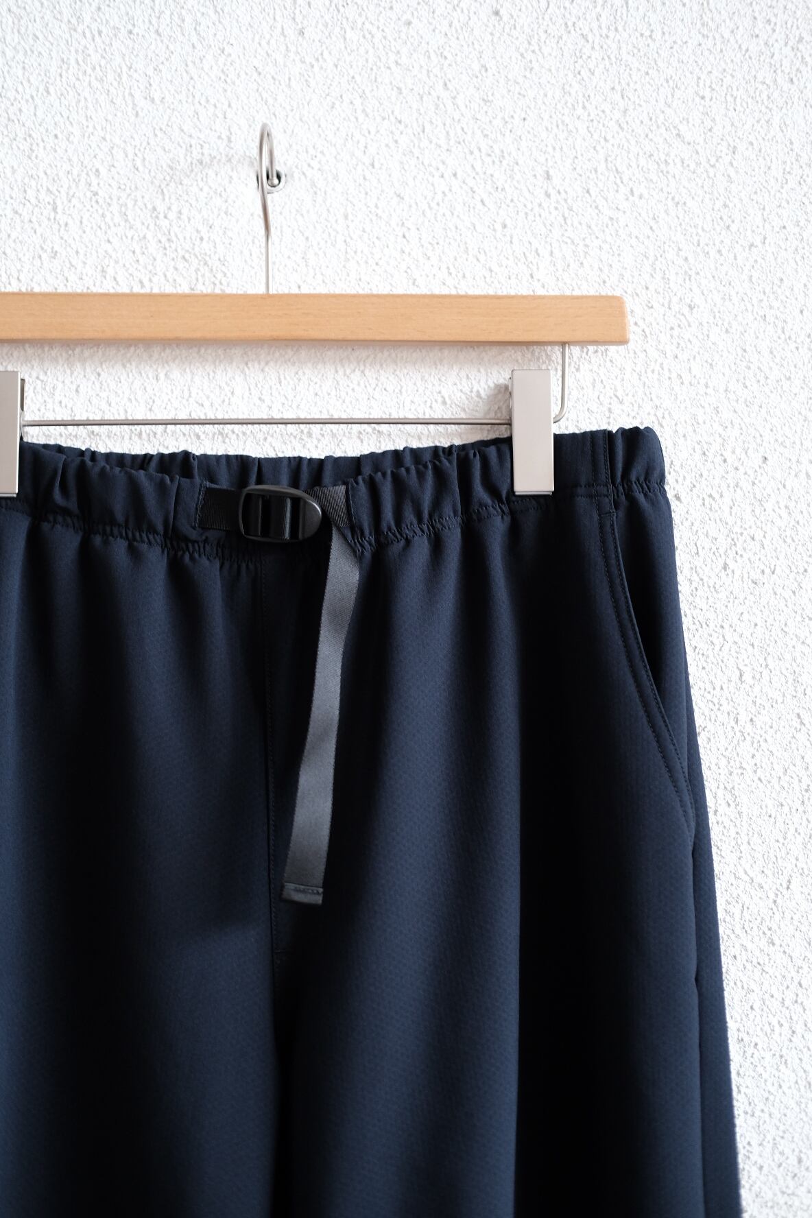 BROWN by 2-tacs＜ブラウンバイツータックス＞Knee tuck pants