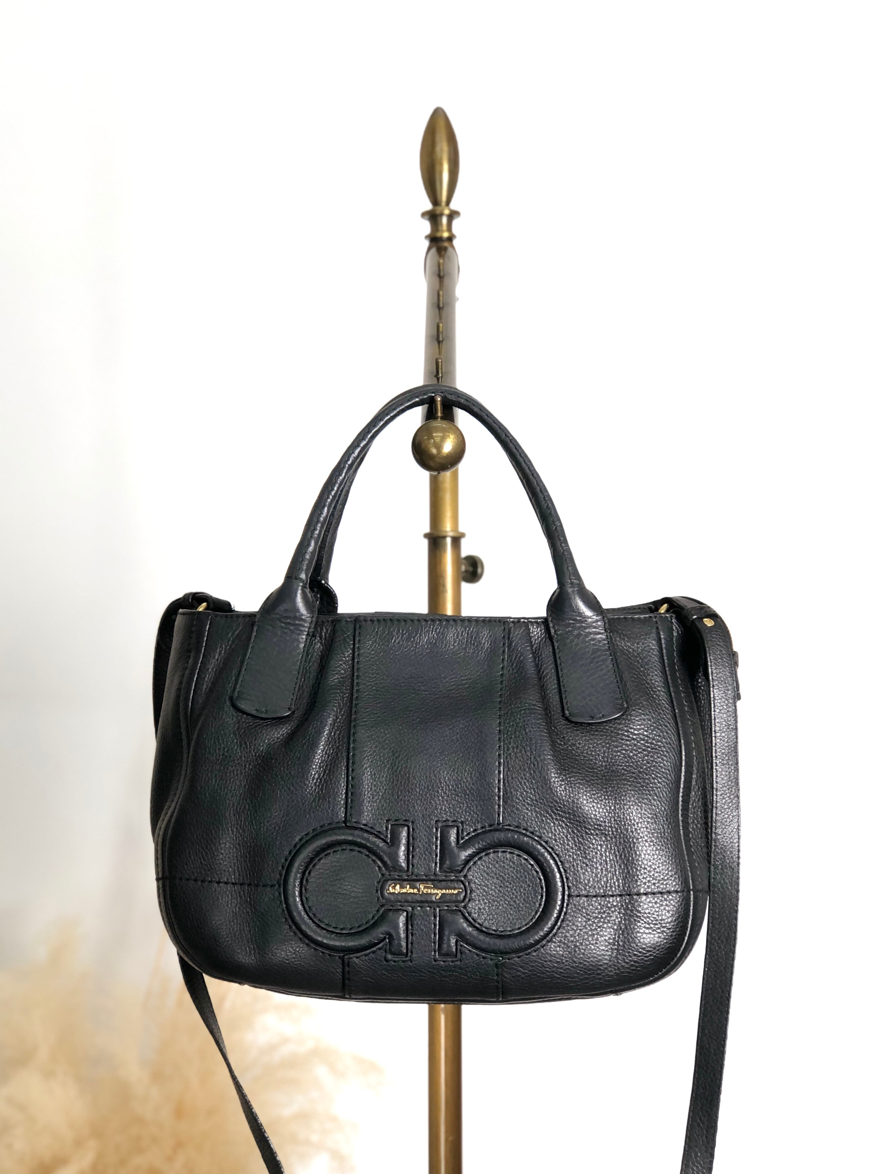 Salvatore Ferragamo | VintageShop solo