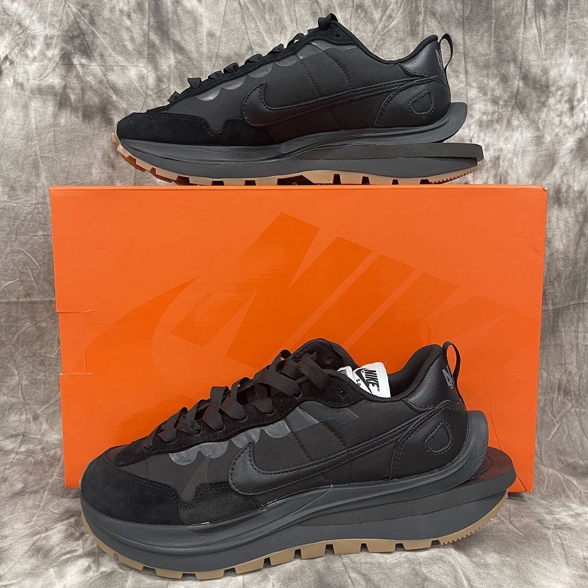 NIKE sacai VaporWaffle "Black Gum"