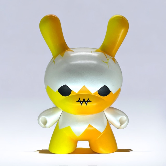 EGGY 8" Dunny bu  Devilrobots