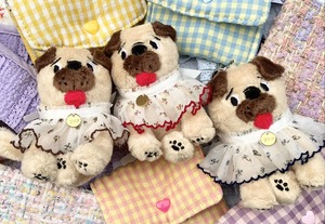 amazing picnic × おめかし「with me !」 PUG. つけ襟ぬいぐるみ