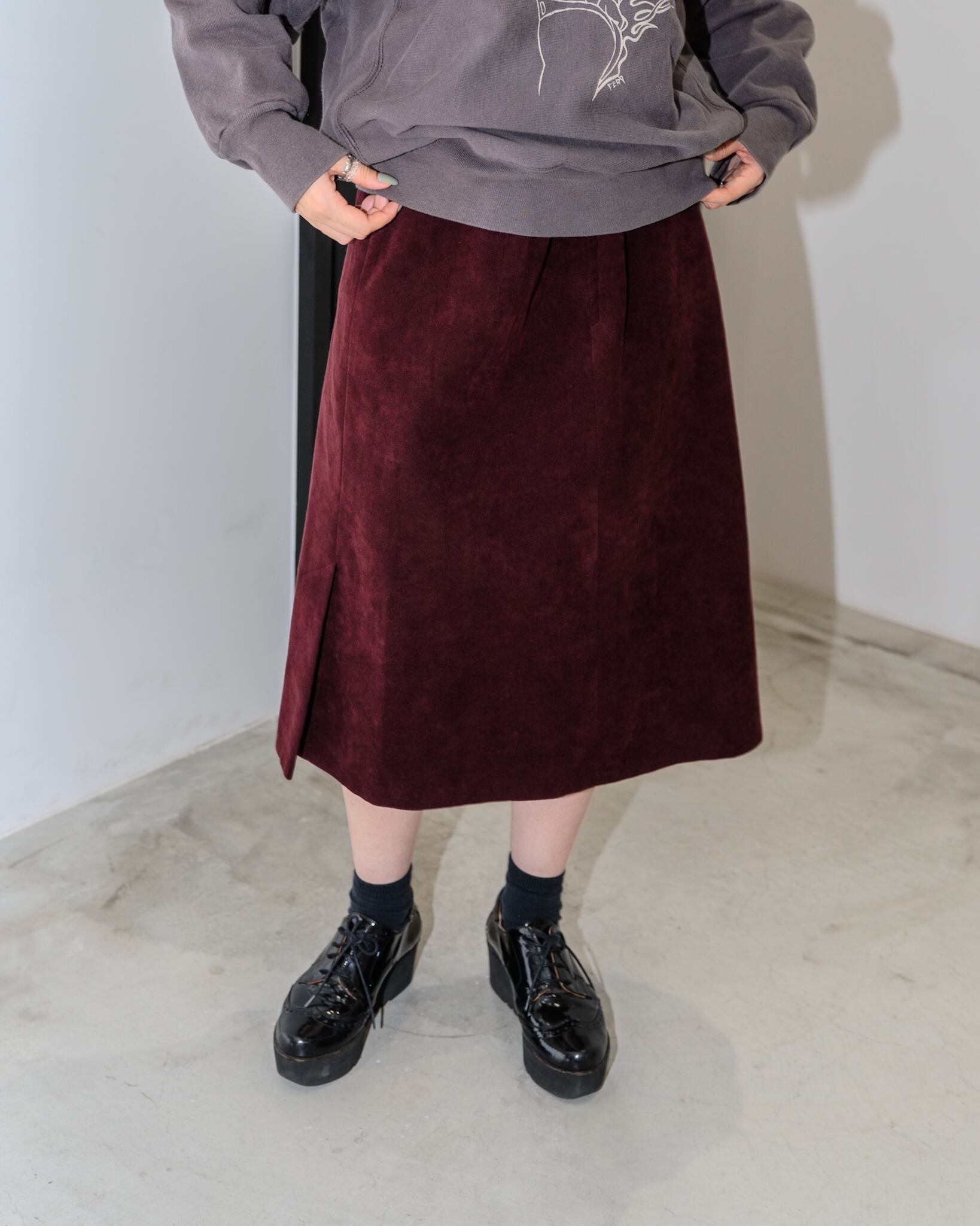 FAKE SUEDE SKIRT / made in CANADA