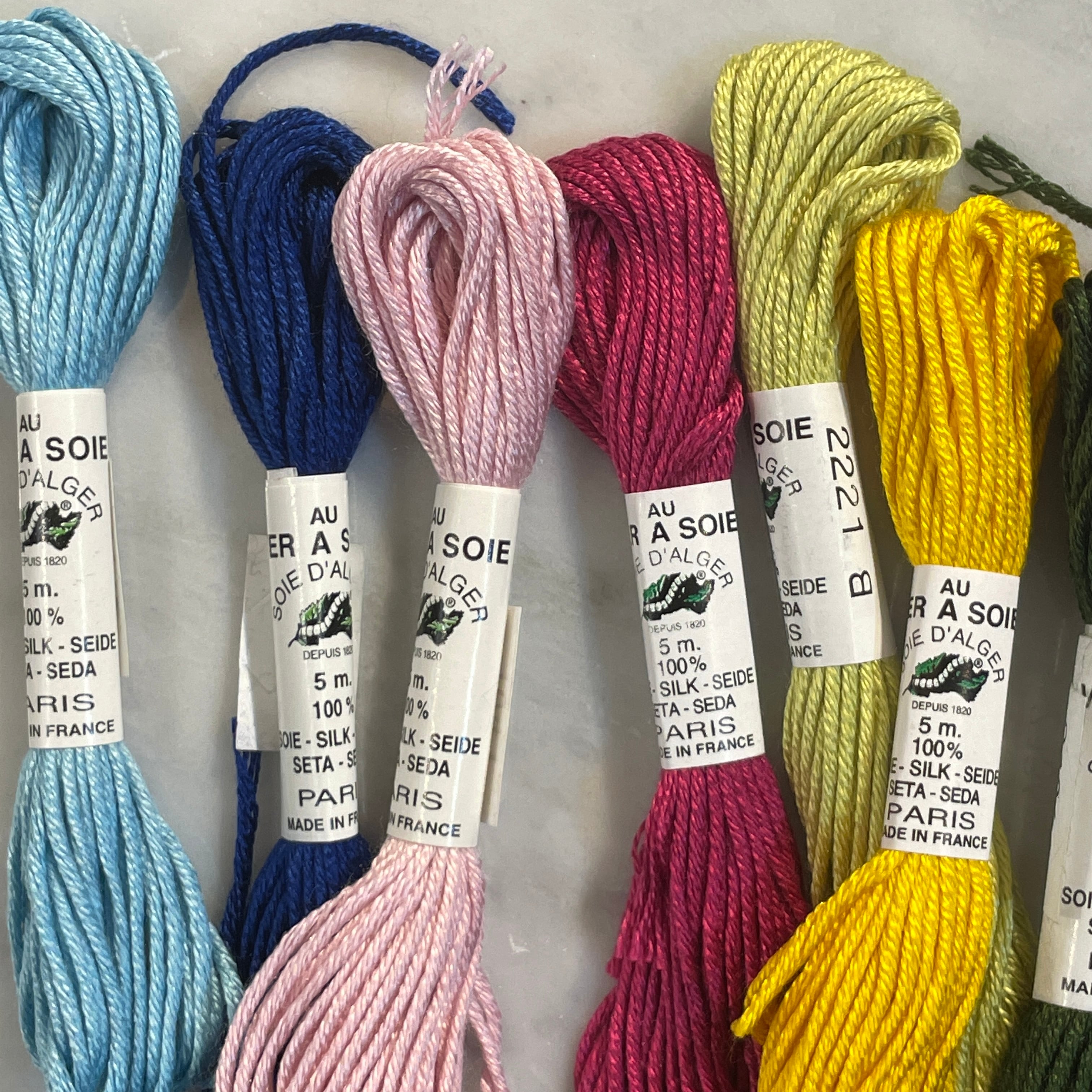 Au ver a soie / Soie d'Alger / シルク刺繍糸 / S.Color&Neutral-F