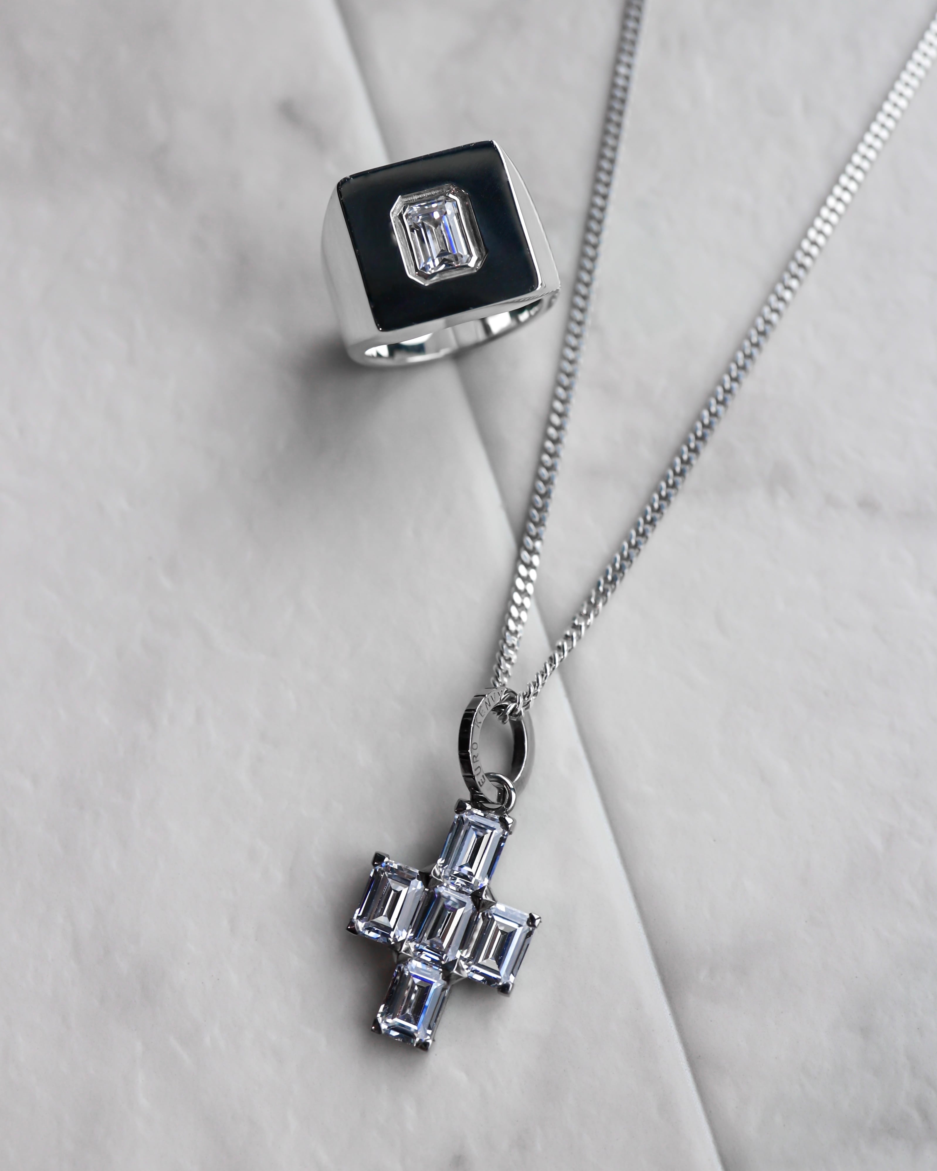 圧倒的高級感】Luxury X Necklace | EUROKENVY®︎