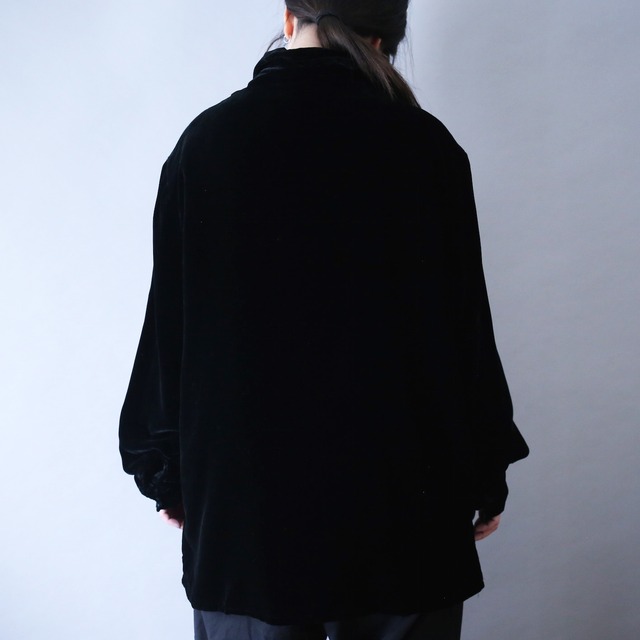 "刺繍×薔薇" asymmetry design loose silhouette black velours shirt