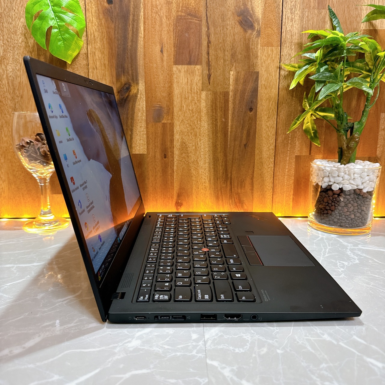 人気/ Lenovo Thinkpad X1 Carbon/Core i7第10世代/SSD512GB/ノートパソコン