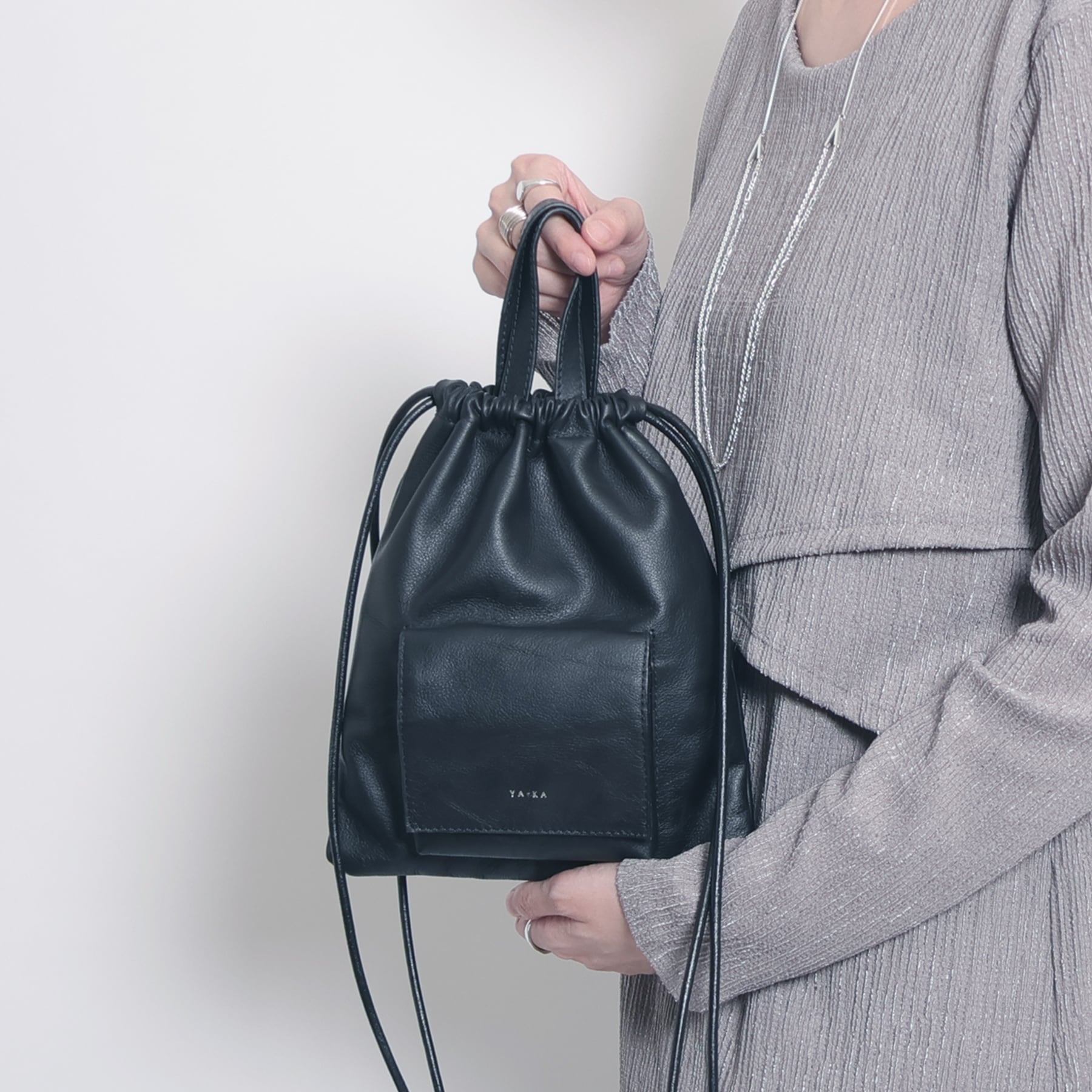 real leather drawstring shoulder mini bag [bdbd4] / Y2402FRB39