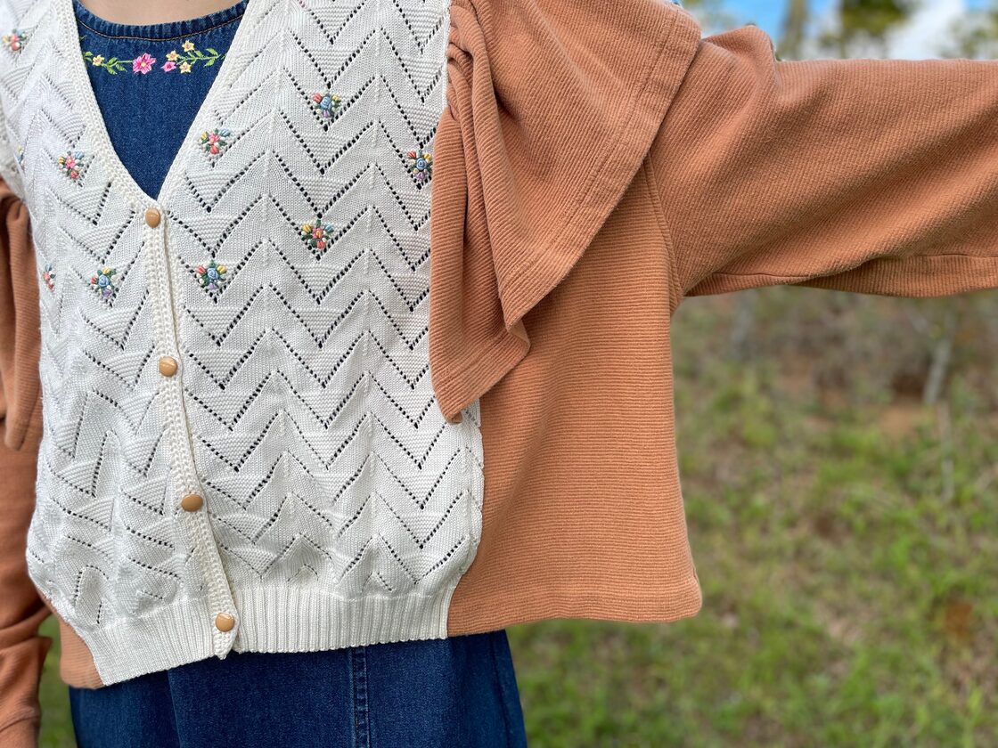 ruffled knit cardigan ニットカーディガン 古着 フリル 刺繍 リメイク 