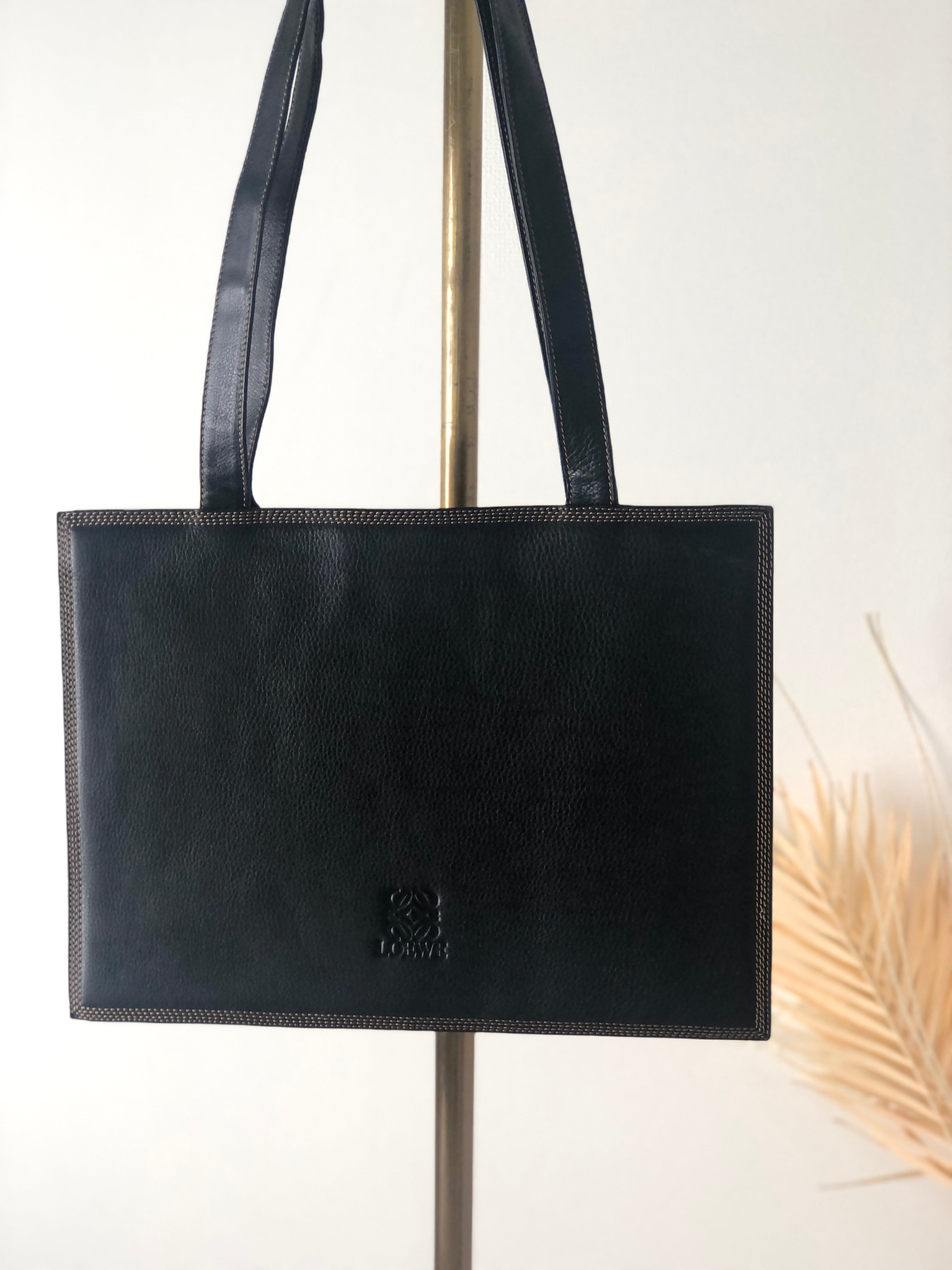 LOEWE 黒 レザー トートバッグ 【公式通販】