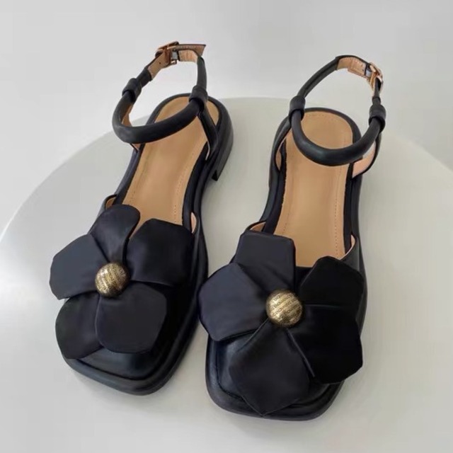 rétro flower flat sandal