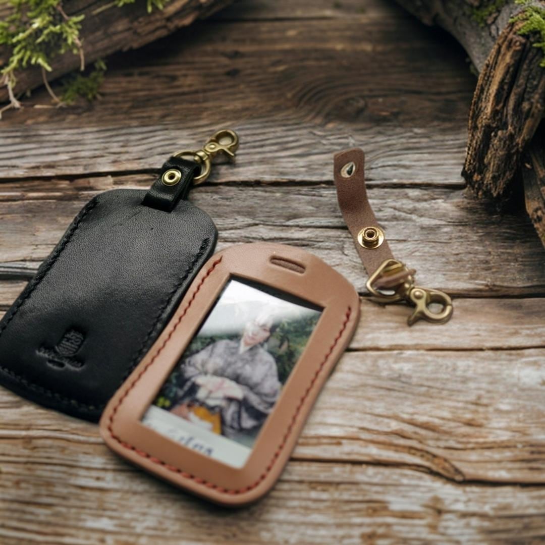 本革の推しの写真入れケース 受注製作】推し活！本革チェキケース | Babylonica Leather Craft
