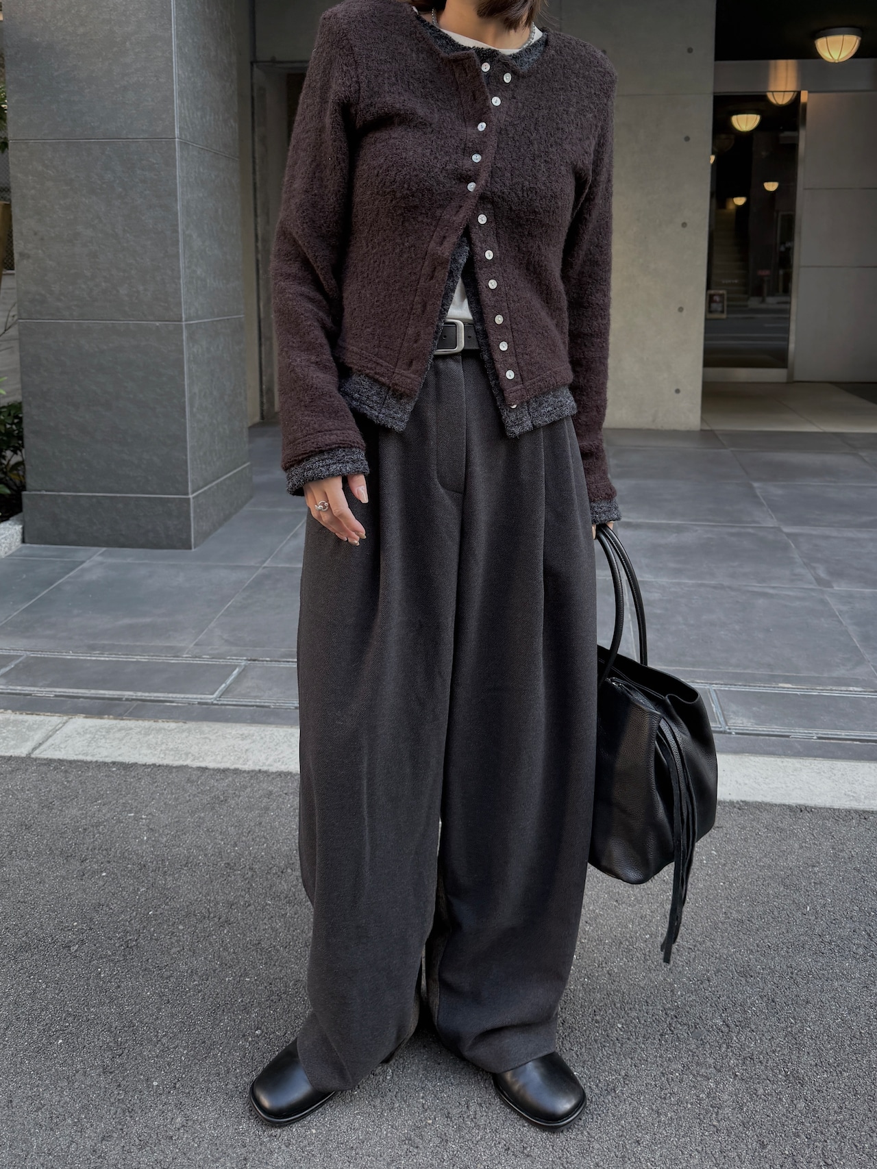 shell button layered color knit CD