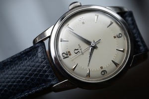 【OMEGA】 1957年製 オメガ  『シーマスター ノンデイト』 ロングドルフィン針 楔×飛びアラビア シルバーインデックス 手巻き SS / Vintagewatch / Seamaster / Cal.420