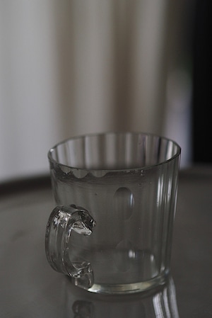 慈しみ揺らぐガラスカップ-antique glass mug cup