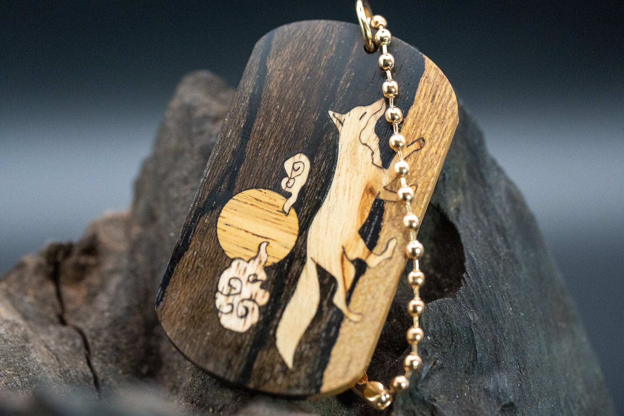 【 マヤの遺産】 ジリコテ ドッグタグ 象嵌 十五夜きつね