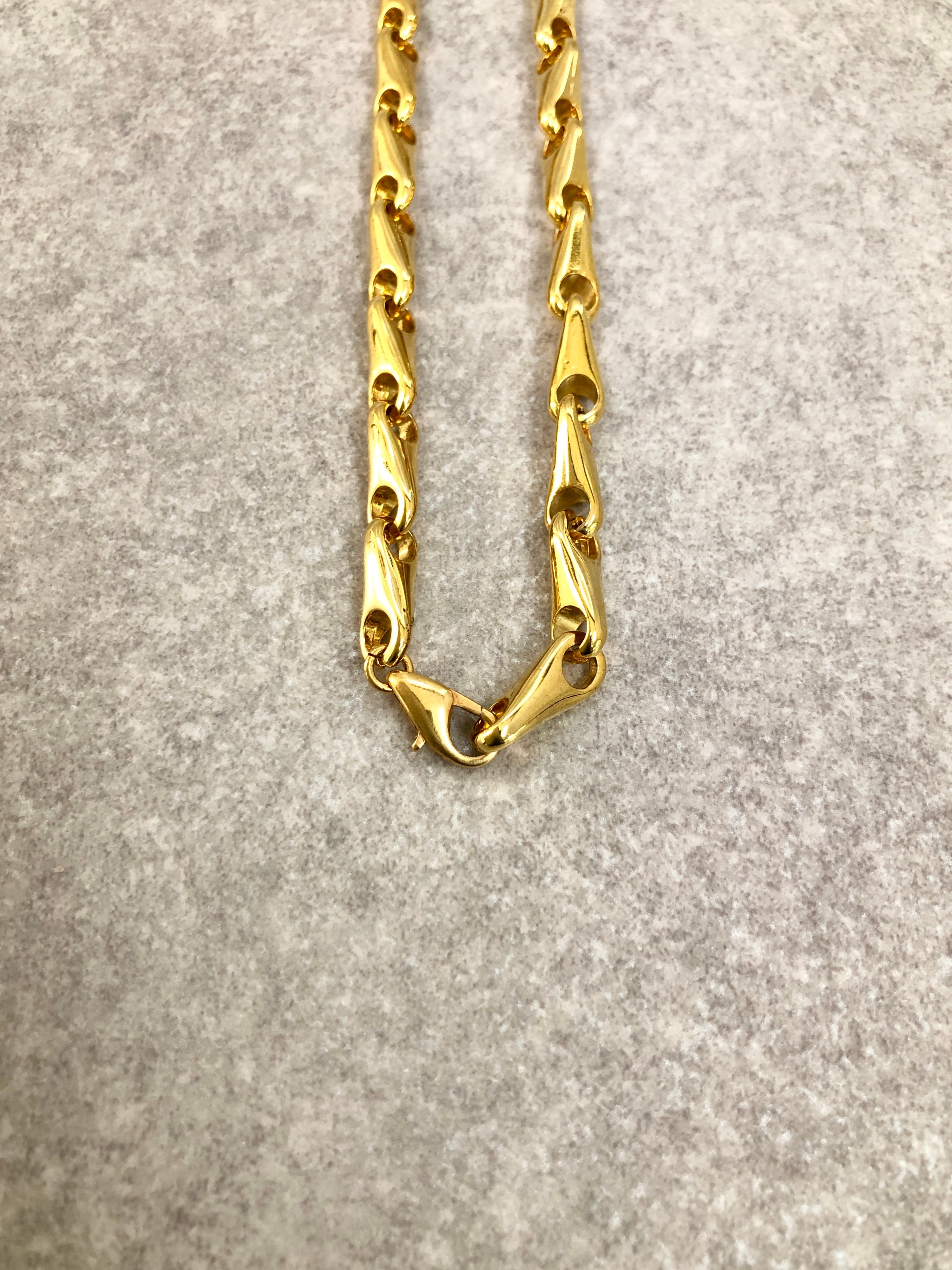 CELINE セリーヌ ネックレス ゴールド ロゴ サークル vintage CELINE セリーヌ ネックレス ゴールド ロゴ サークル vintage