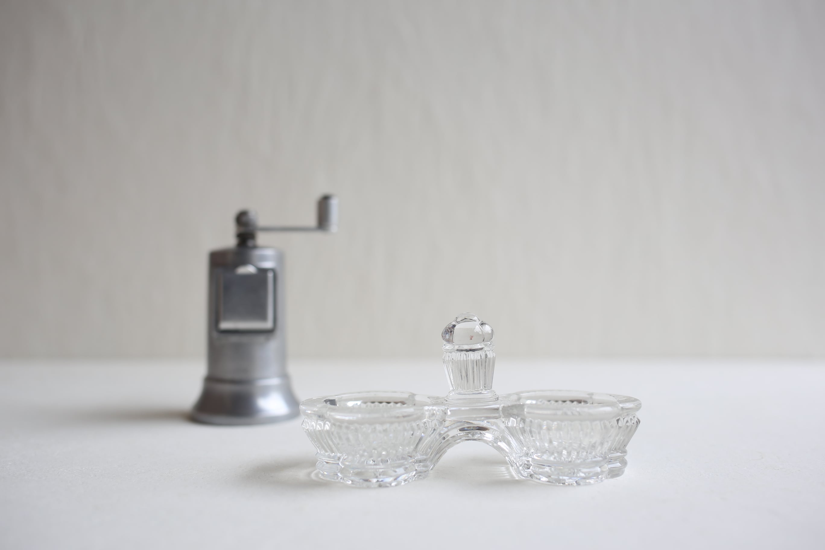 フランス アンティーク ヴィンテージ クリスタルガラス 塩胡椒入れ N-04217