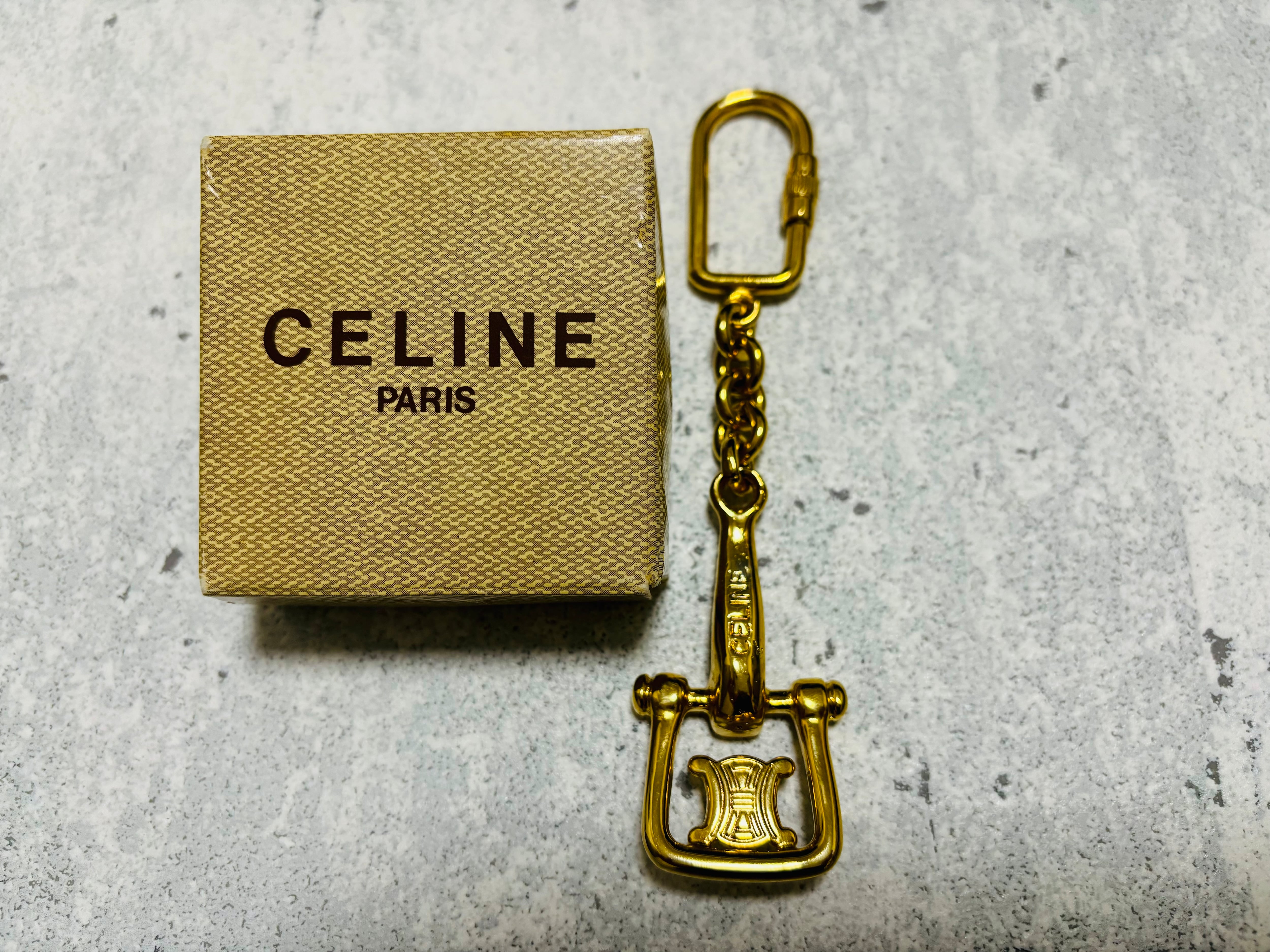 CELINE トリオンフチャーム キーリング 箱付き