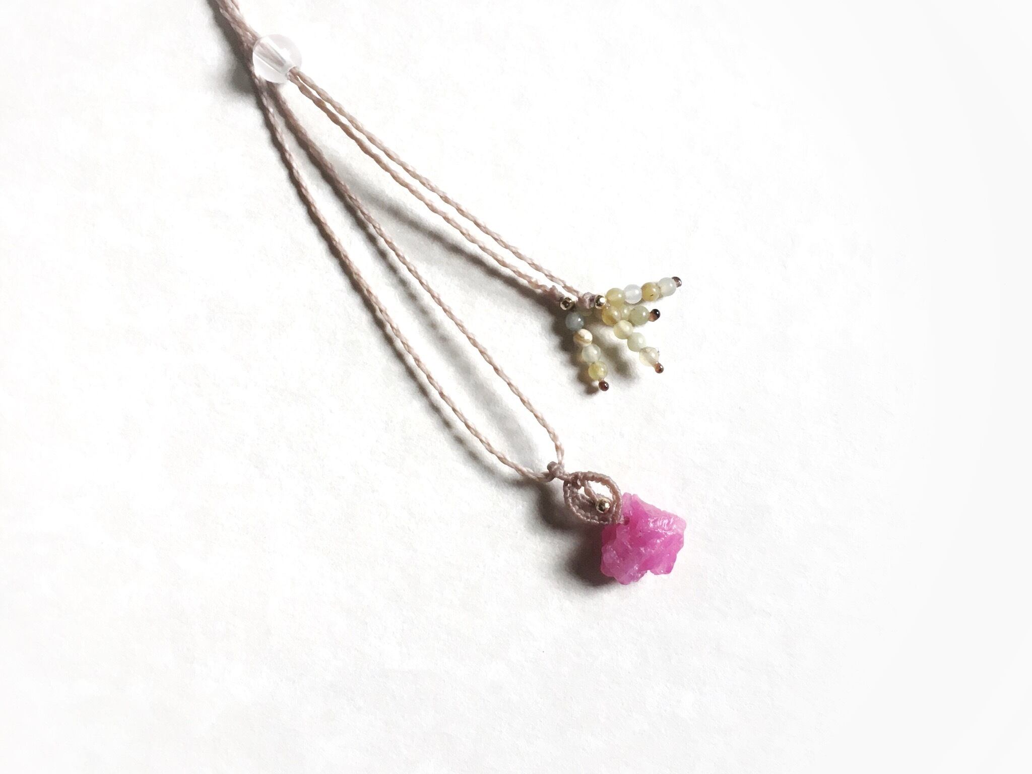 ルビー macrame necklace